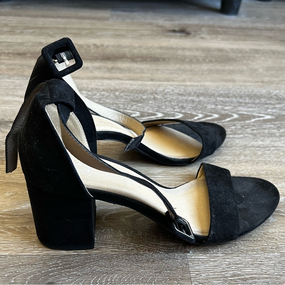 CL by Laundry Jody Sandal Suede Black 7.5